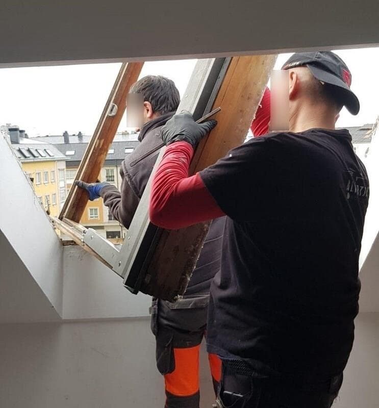 Foto 1 Gane luz natural con la instalación de ventanas Velux en tejados en A Coruña