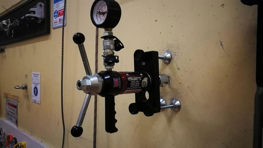 Alvértice Mantenimiento General de Edificios S.L. resuelve sus dudas