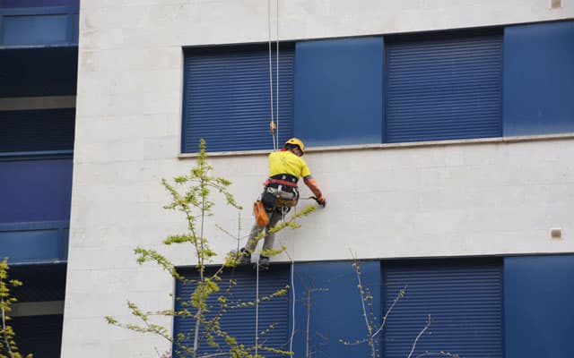 Trabajos de Alvértice Mantenimiento General de Edificios S.L.
