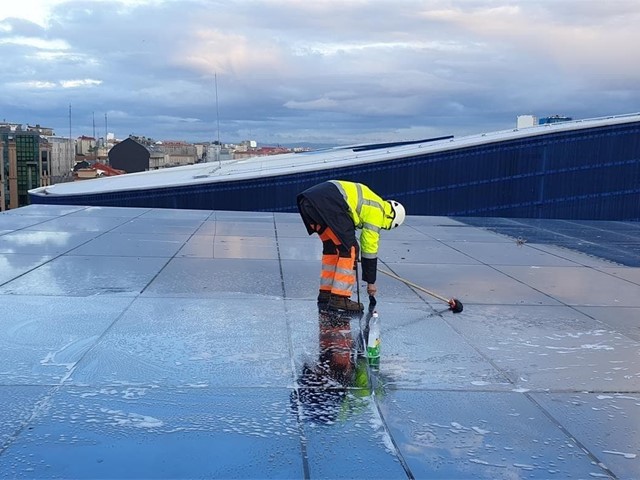 ¿Qué labores de mantenimiento se pueden desarrollar en edificios y naves? 